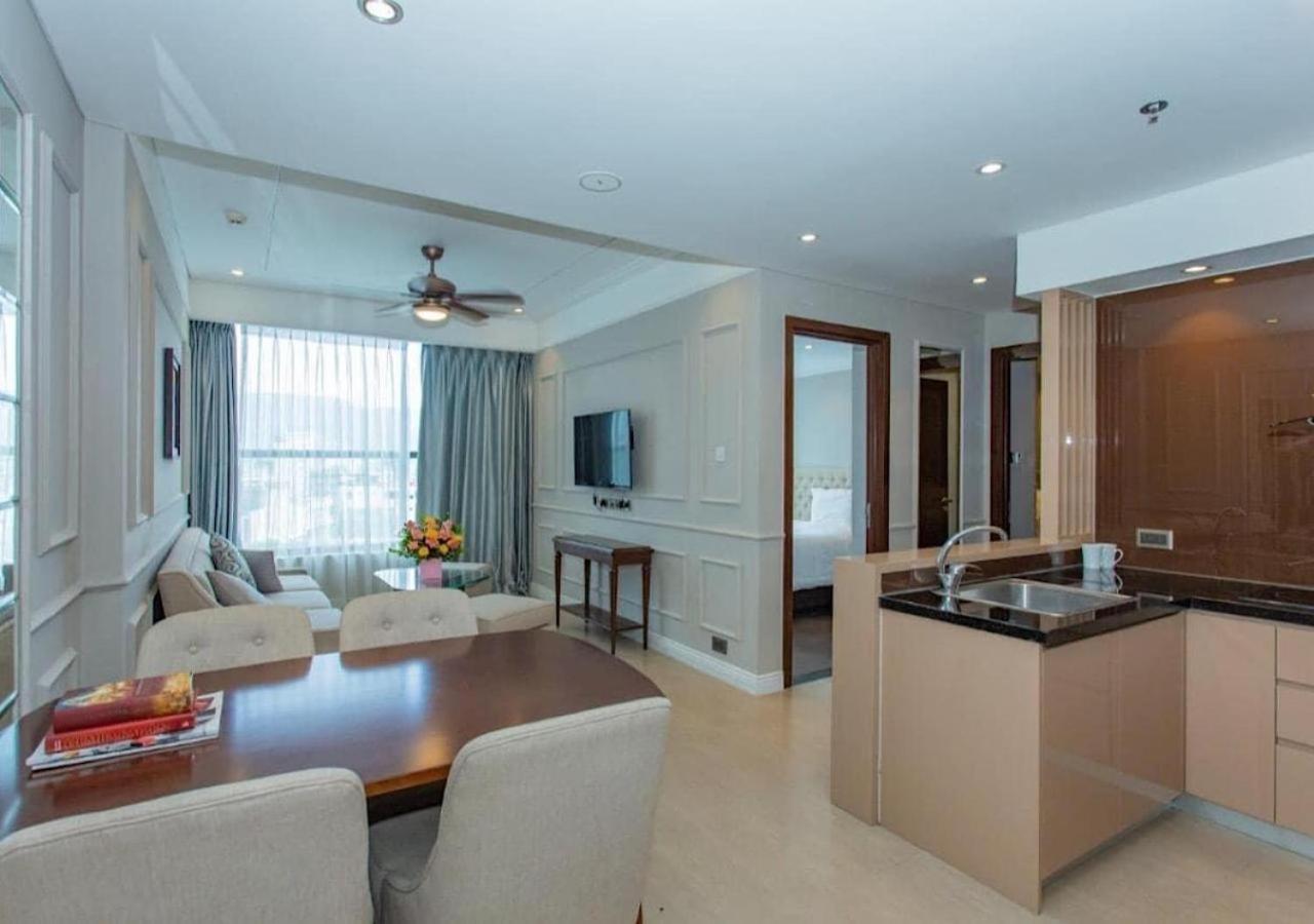 Sunrise Luxury Apartment With Ocean View Дананг Экстерьер фото