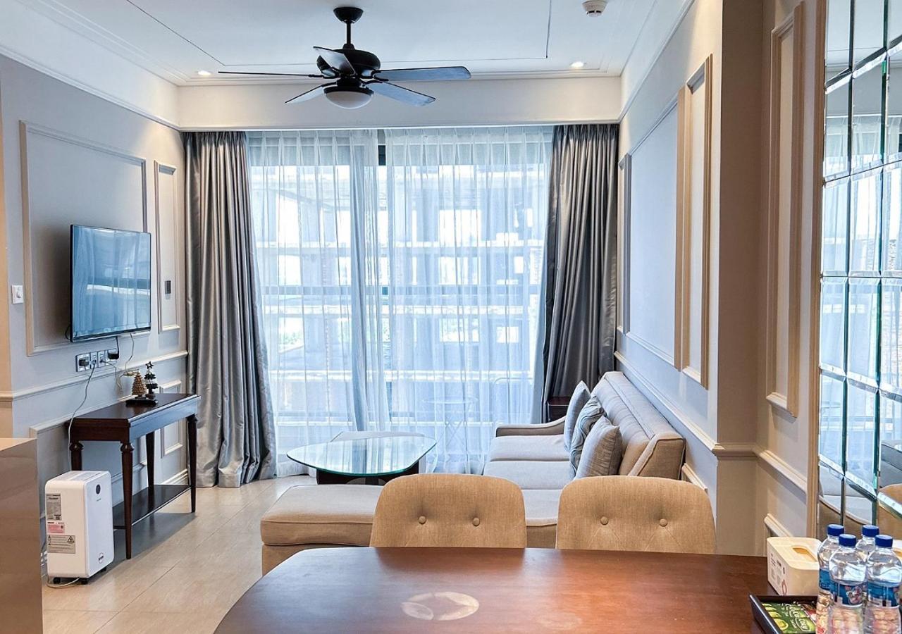 Sunrise Luxury Apartment With Ocean View Дананг Экстерьер фото