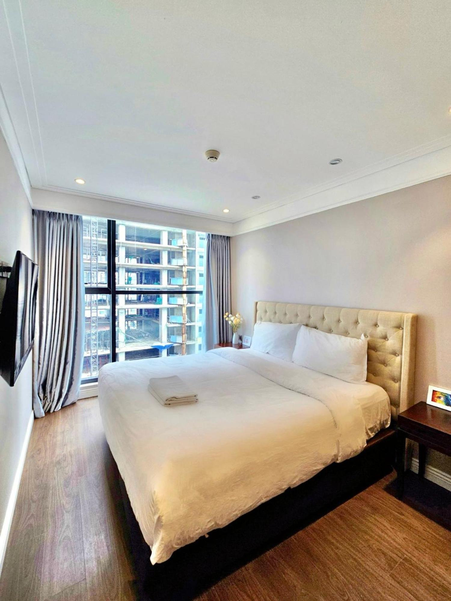 Sunrise Luxury Apartment With Ocean View Дананг Экстерьер фото