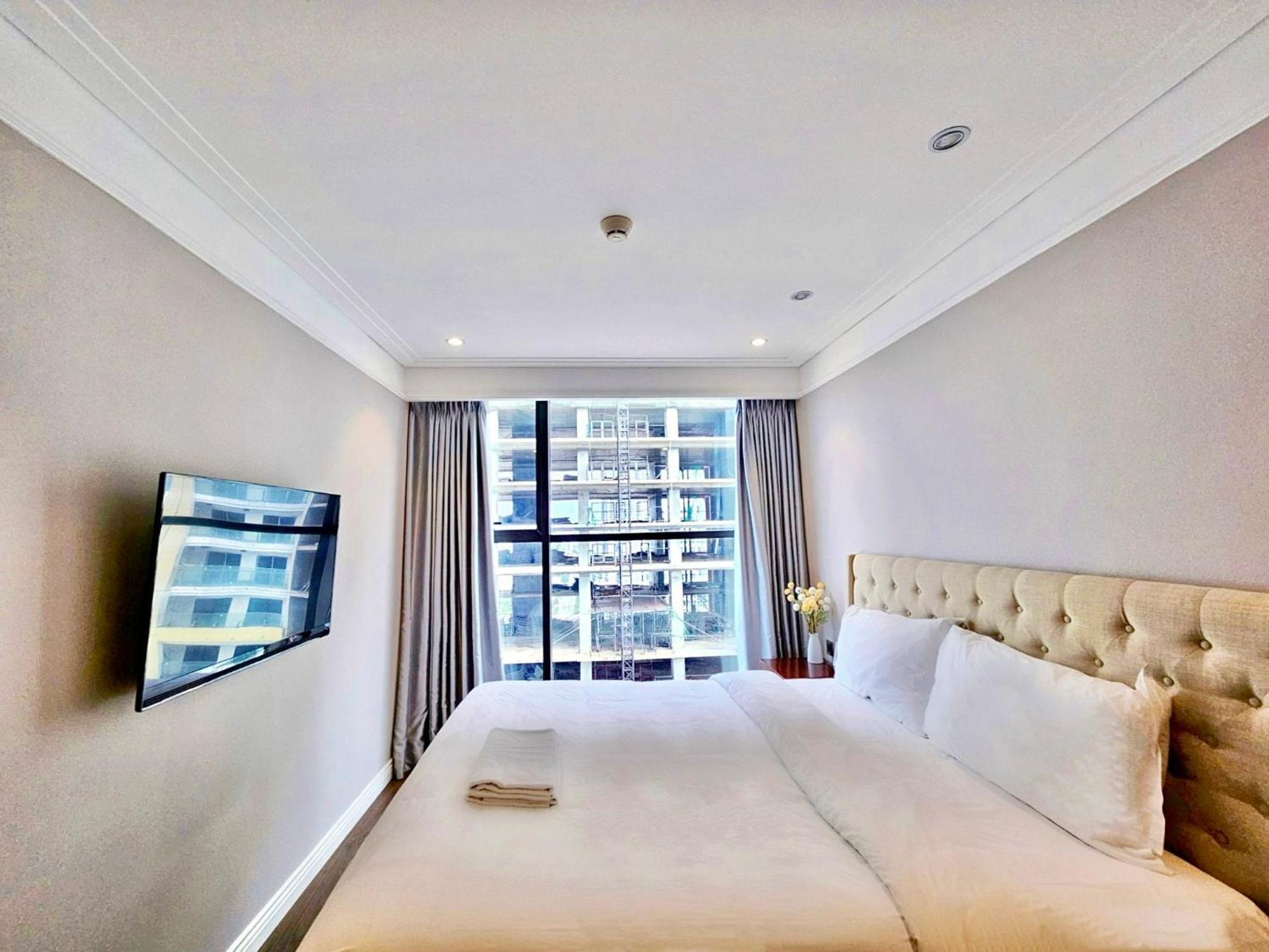Sunrise Luxury Apartment With Ocean View Дананг Экстерьер фото